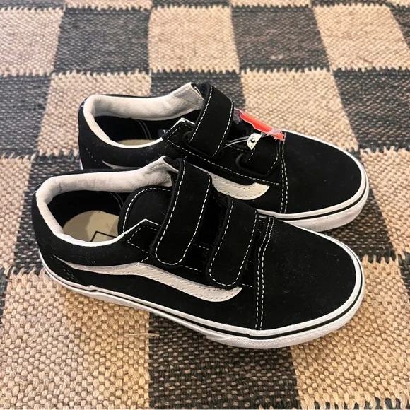 Vans Kids Black Sneakers - Picture 3 of 5